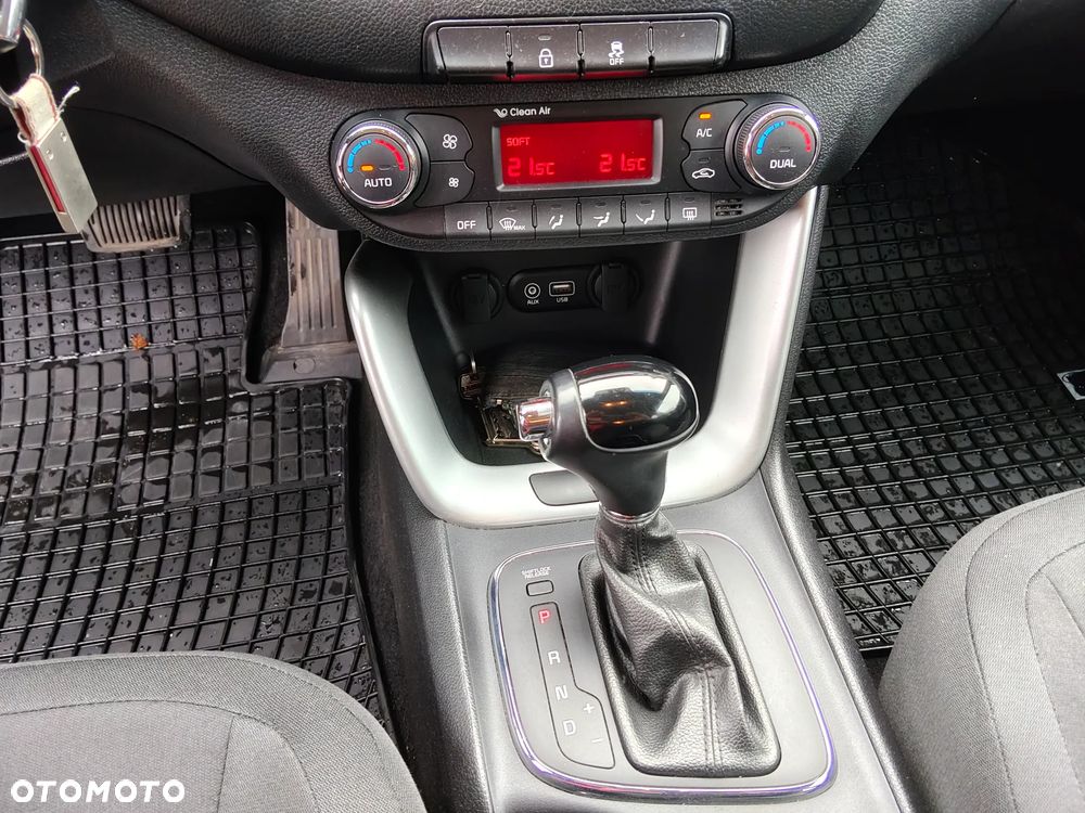 Kia Ceed 1.6 CRDi M DCT - 8