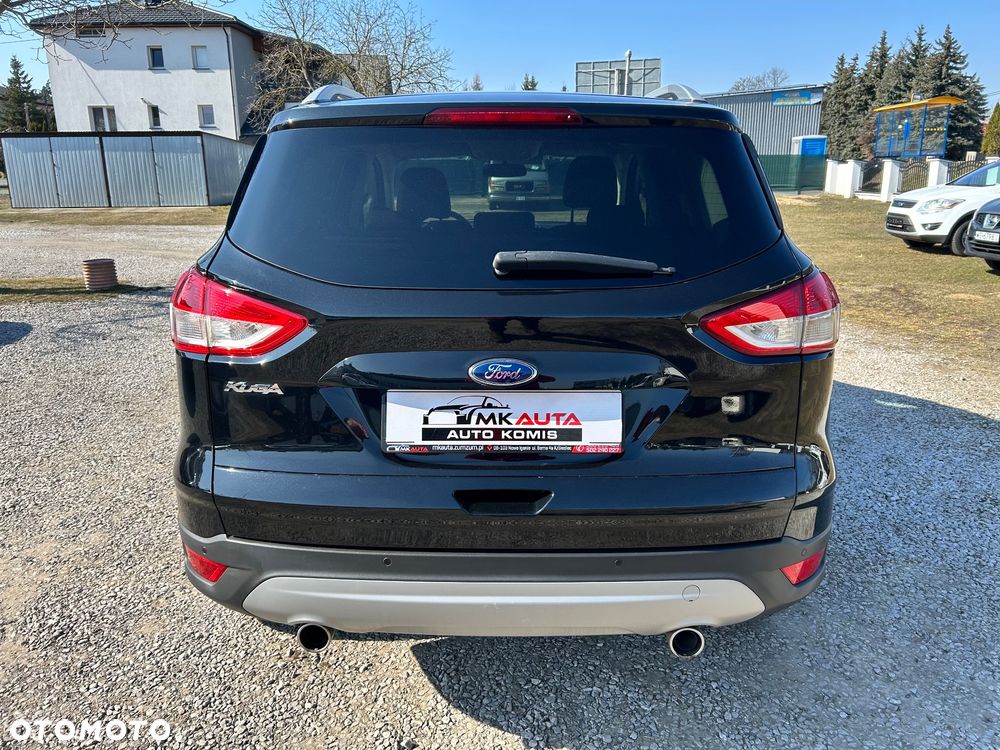 Ford Kuga 2.0 TDCi 2x4 Titanium - 13