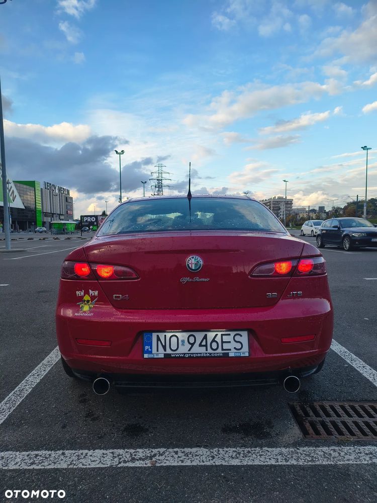 Alfa Romeo 159 2009 photo 5