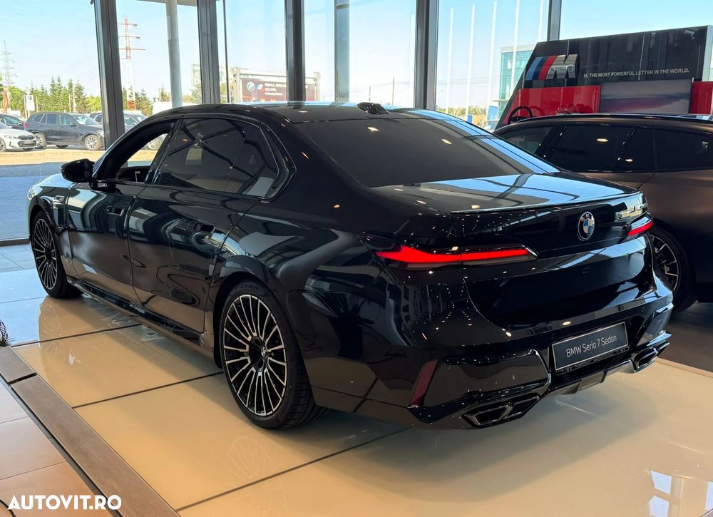 BMW M7 M760e xDrive AT PHEV - 5