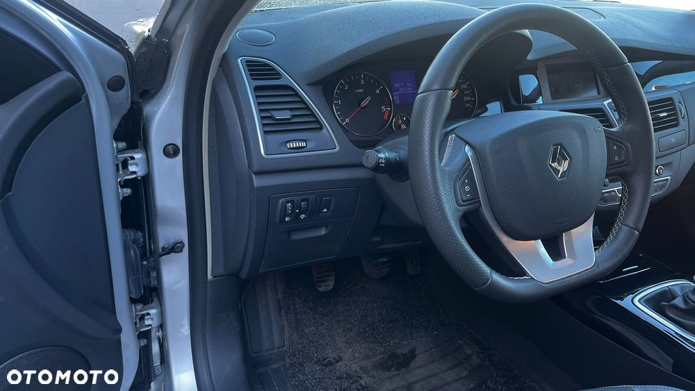 Renault Laguna 2.0 dCi Bose Edition ESM - 12
