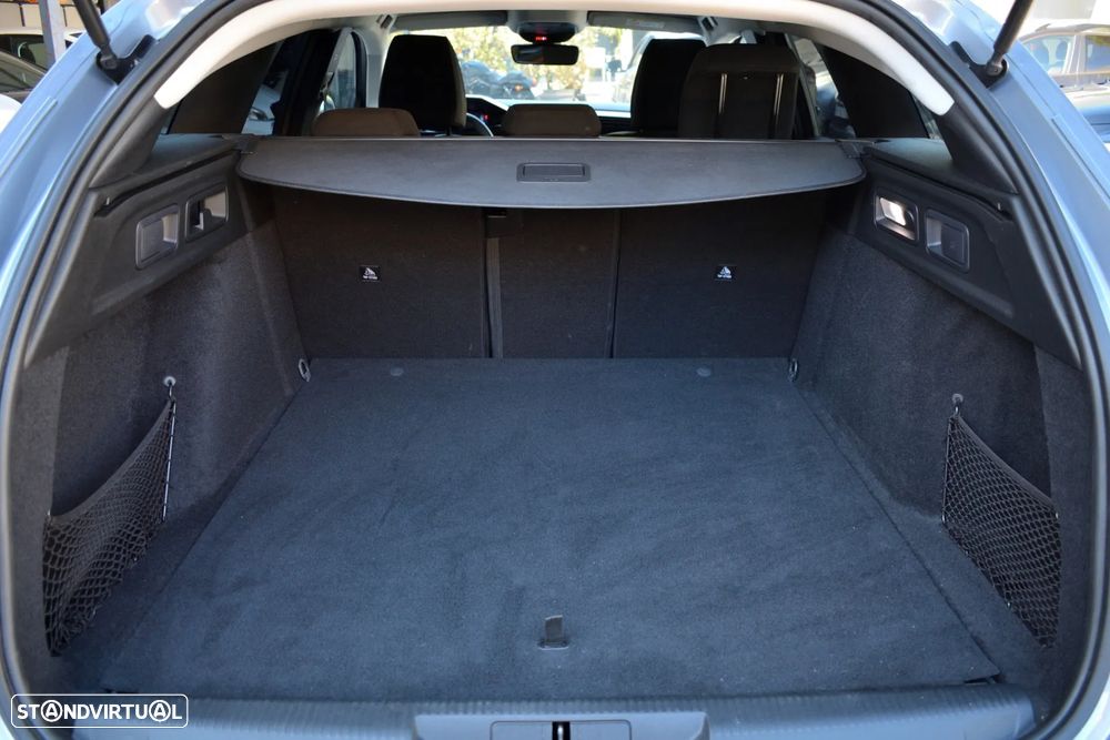 Peugeot 308 SW 1.2 PureTech Active Pack - 17