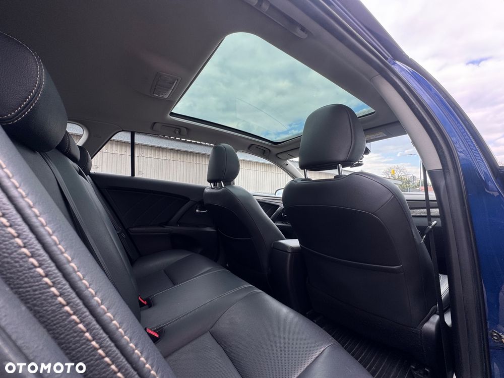 Toyota Avensis 2.0 Premium MS - 3