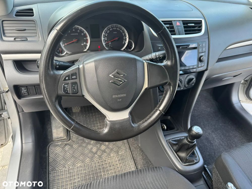 Suzuki Swift - 17