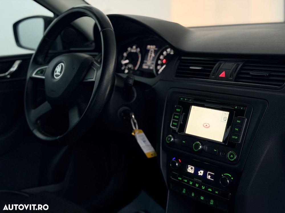 Skoda RAPID 1.2 TSI Elegance - 9