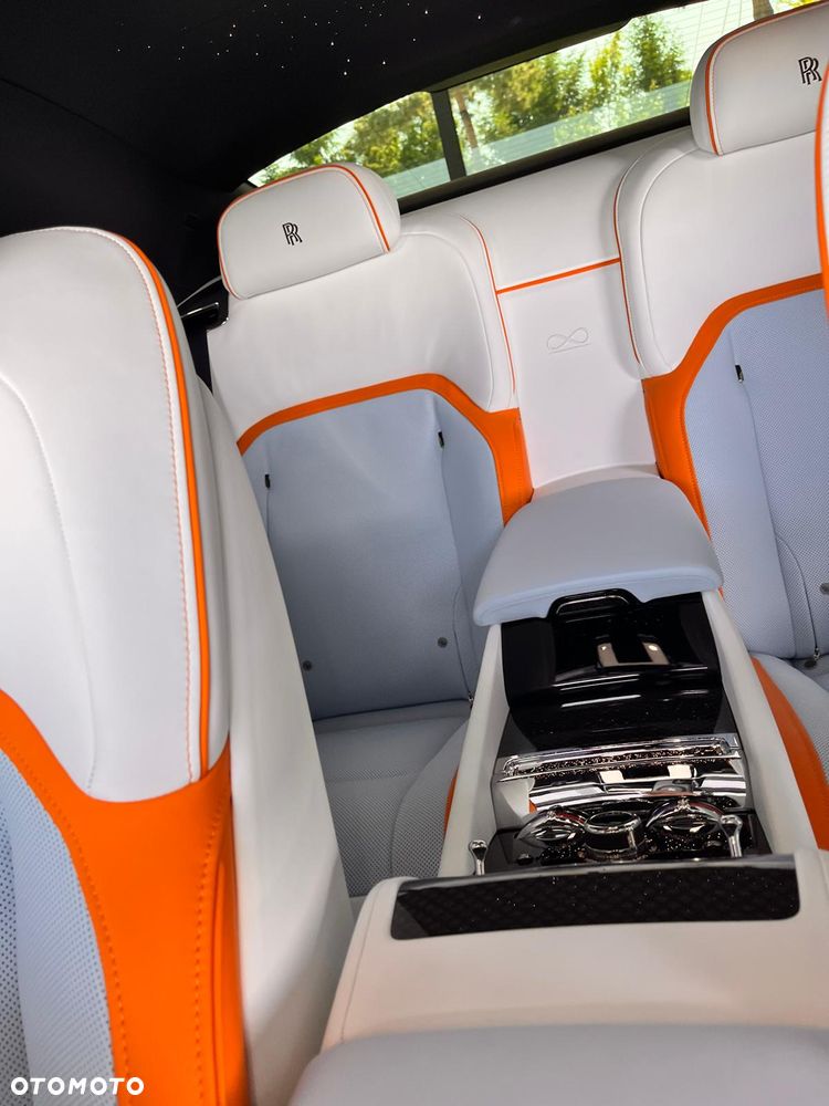 Rolls-Royce Spectre - 29