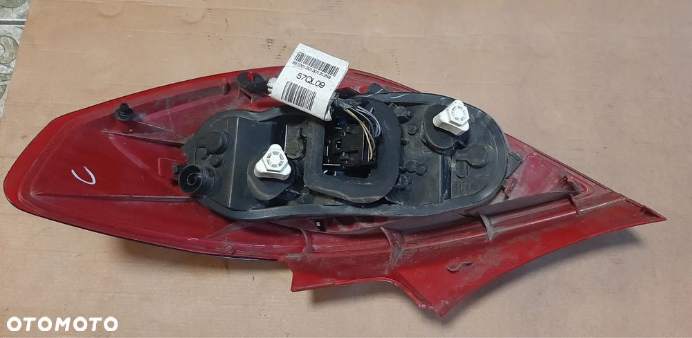 Lampa tył OPEL CORSA D LIFT 3D prawa lub lewa - 3