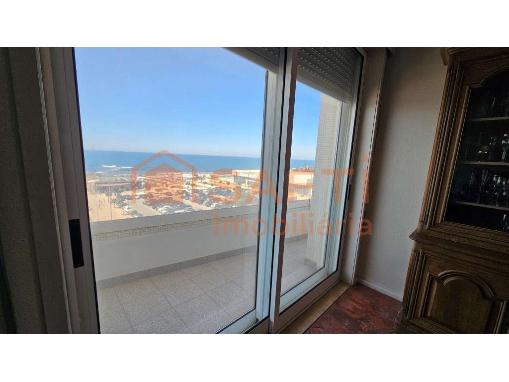 Apartamento T6 , usado em frente à praia, Póvoa de Varzim - Grande imagem: 4/21