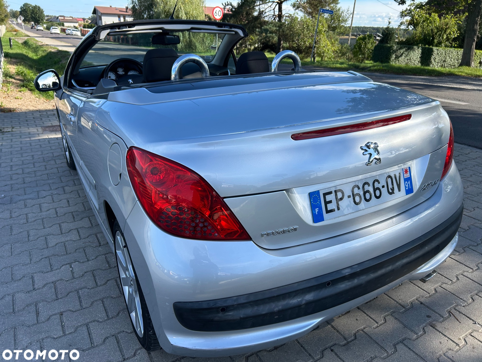 Peugeot 207 - 31