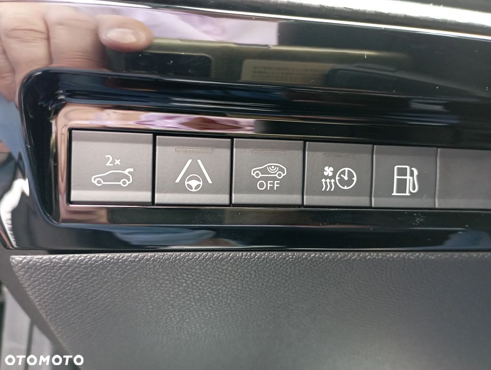 Peugeot 508 PureTech PHEV 180 GT S&S e-EAT8 - 25