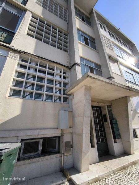 T3 Renovado com Suite | Alvalade / Areeiro | Excelente Localização - Grande imagem: 2/12