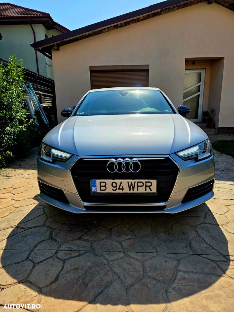Audi A4 2.0 TDI S tronic - 1