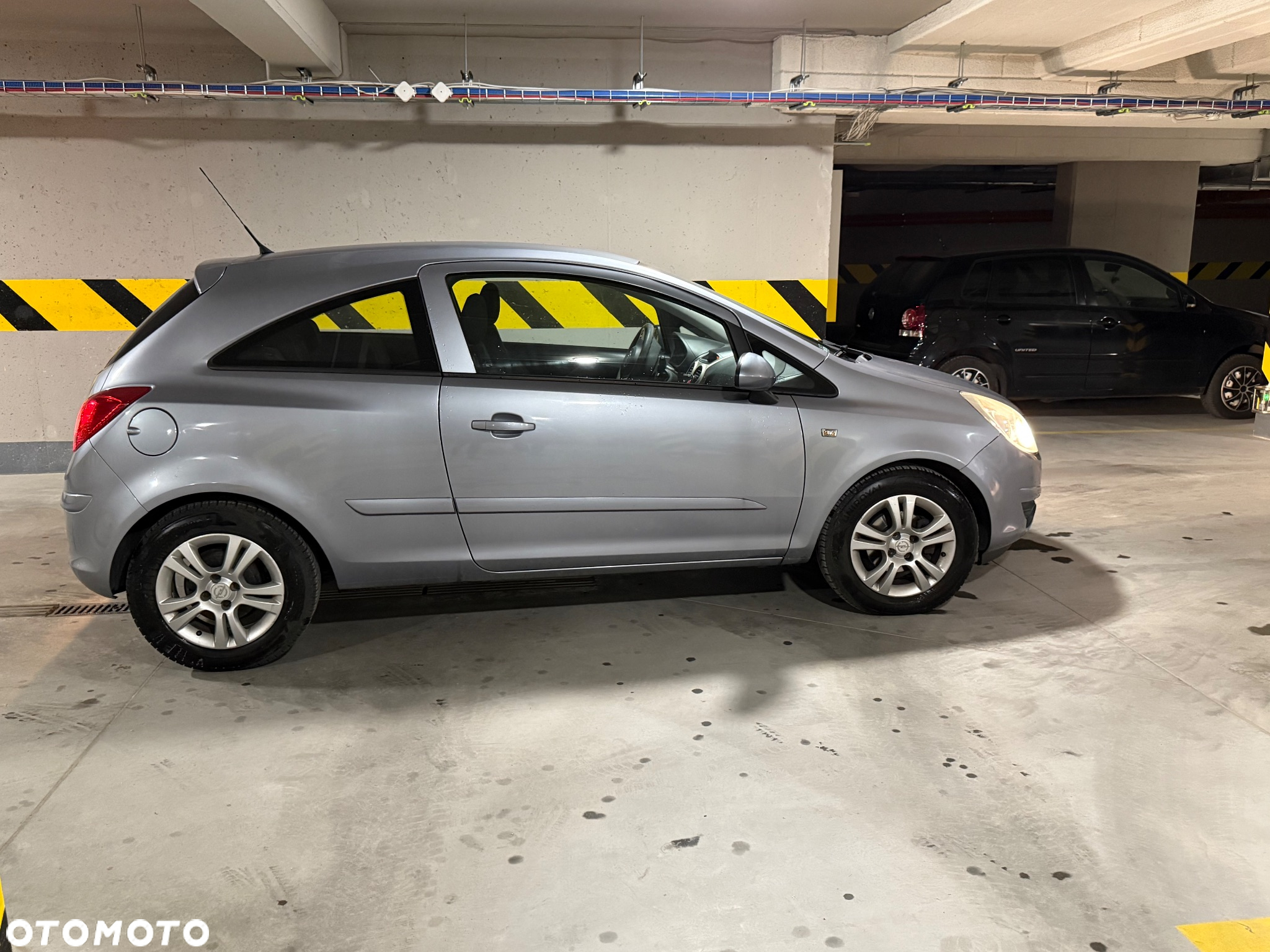 Opel Corsa 1.4 16V Cosmo - 6