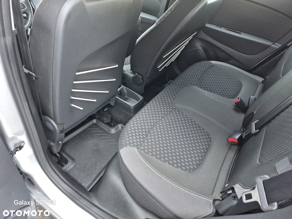 Renault Captur - 19