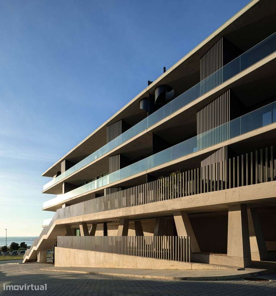 Apartamento T3 Premium 4 Varandas e 2 Garagens Box - Grande imagem: 2/52