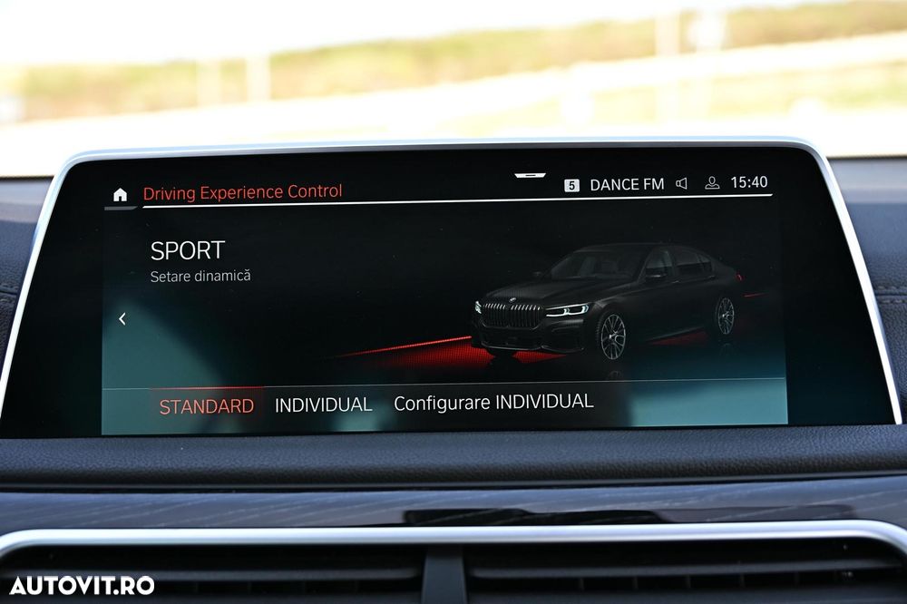 BMW Seria 7 - 24
