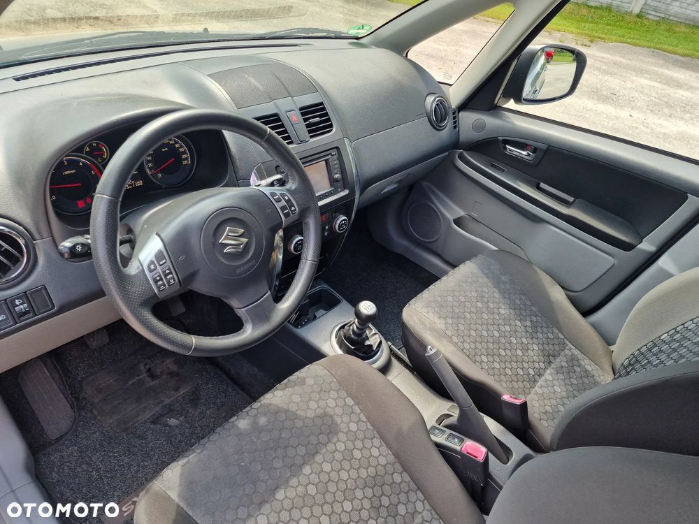 Suzuki SX4 2.0 DDiS 4x2 Style - 14