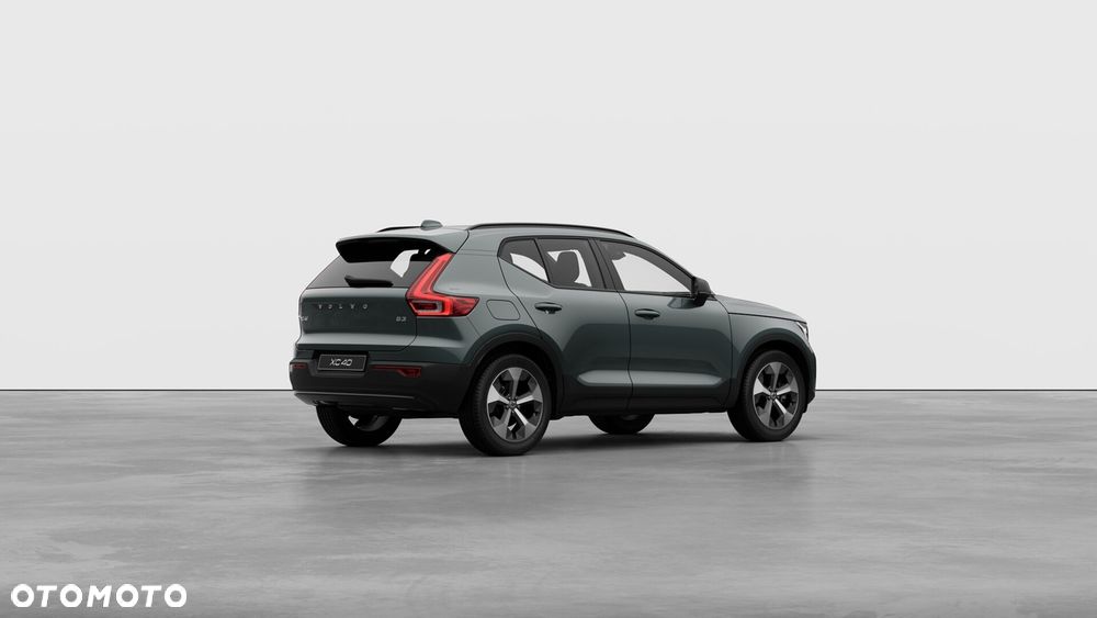Volvo XC 40 B3 Ultra Dark - 4