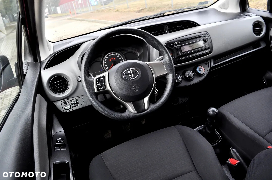 Toyota Yaris 1.0 Active - 12