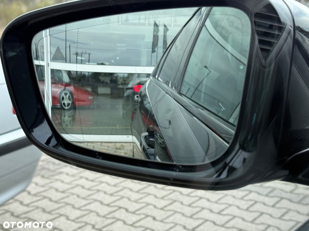 BMW Seria 5 520d MHEV M Sport sport - 33