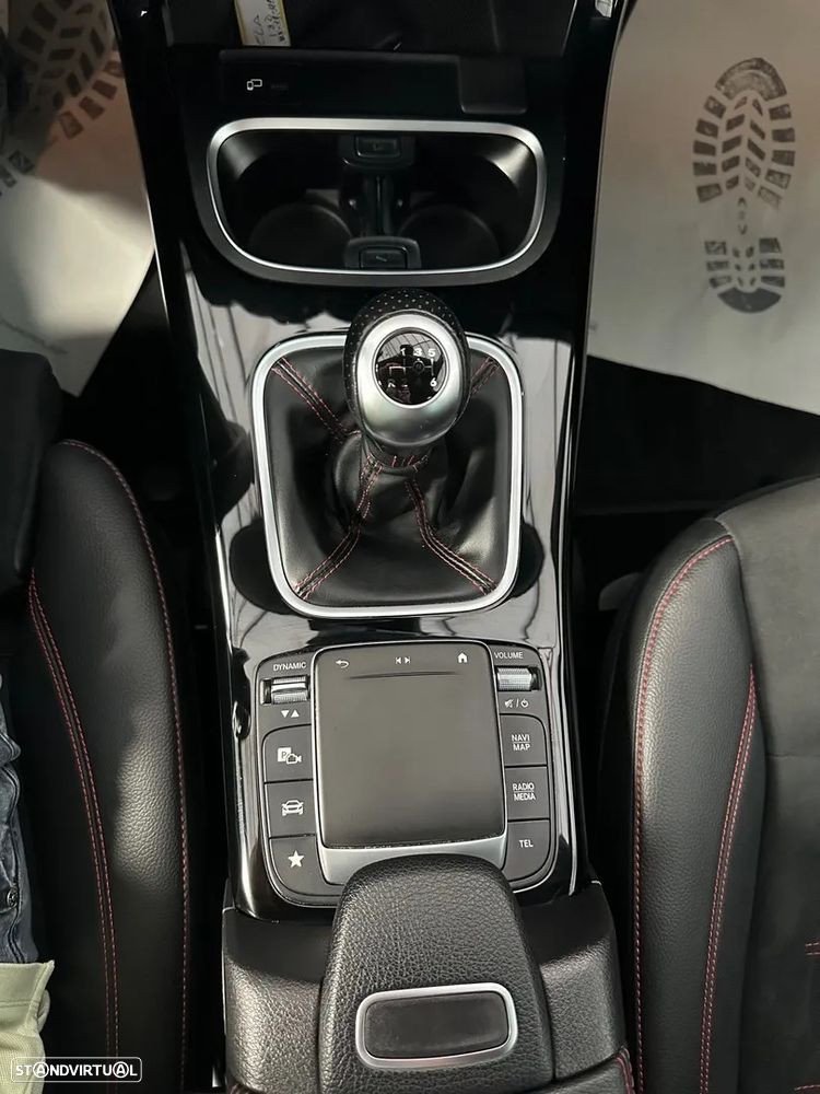 Mercedes-Benz CLA 180 - 19