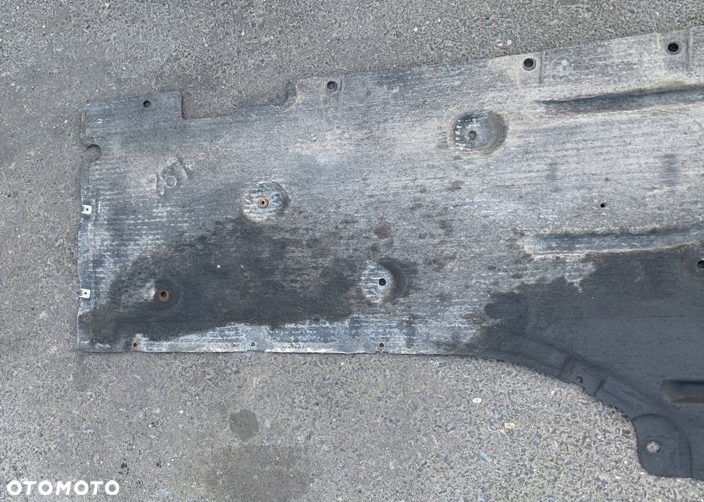 OSŁONA POD SILNIK PŁYTA BMW E92 - 3