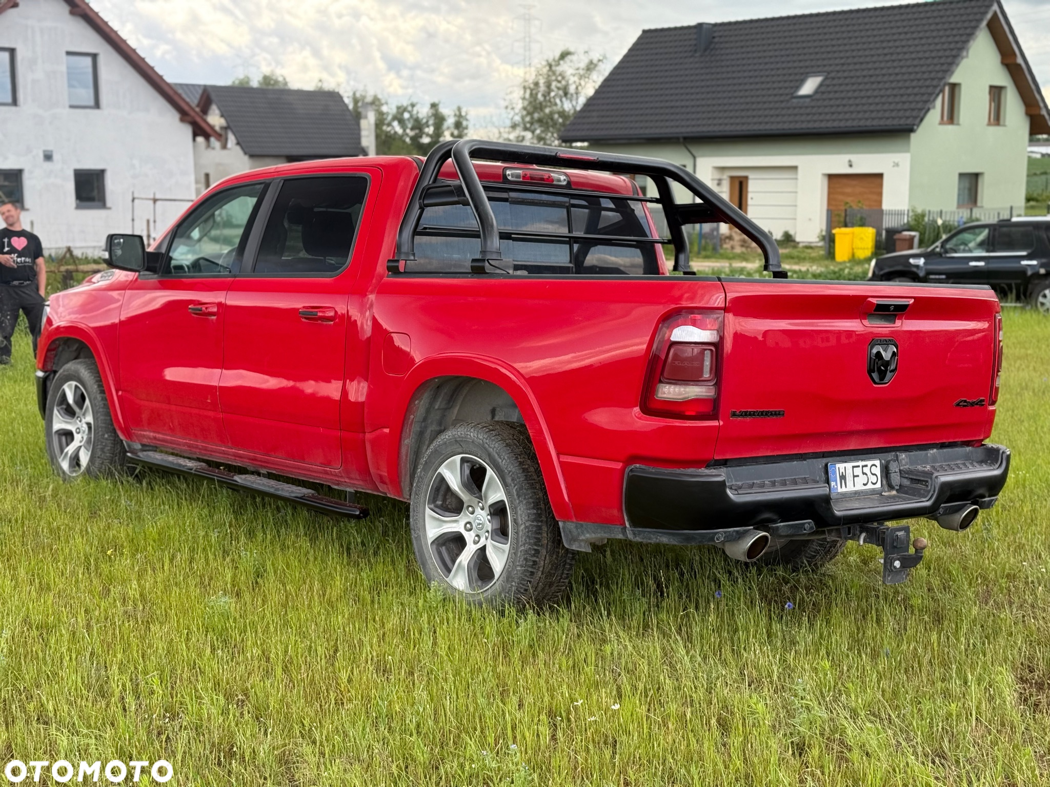 RAM 1500 5.7 Crew Cab Laramie - 4