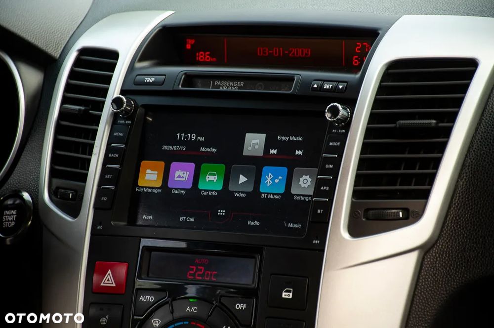 Kia Venga 1.4 CVVT Titanium Collection - 18
