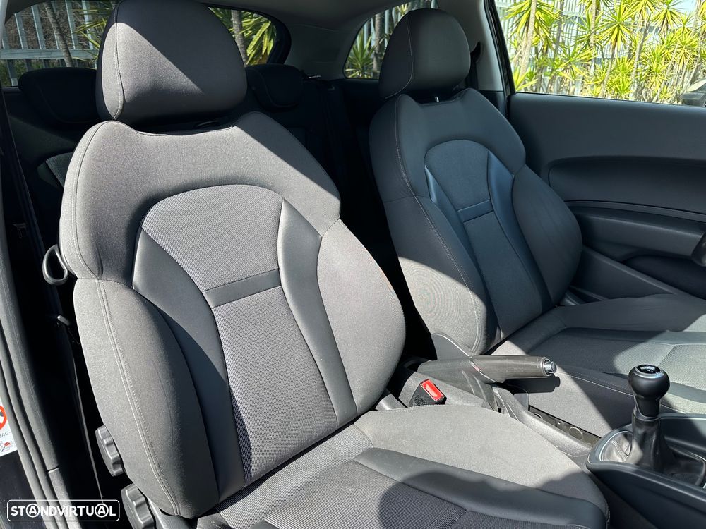 Audi A1 1.6 TDI S line edition - 17