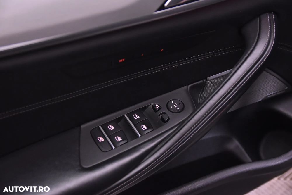 BMW Seria 5 530d Aut. Sport Line - 15