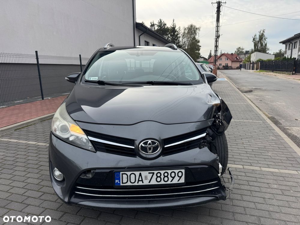 Toyota Verso - 2