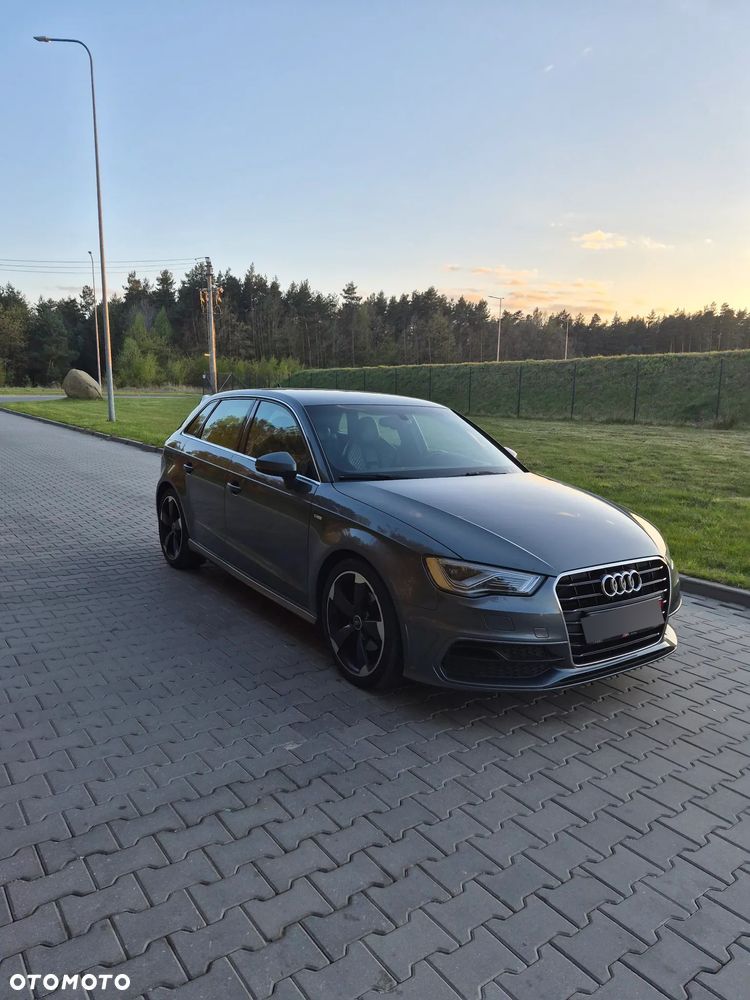 Audi A3 Sportback 2.0 TDI (clean diesel) S tronic S line Sportpaket - 2