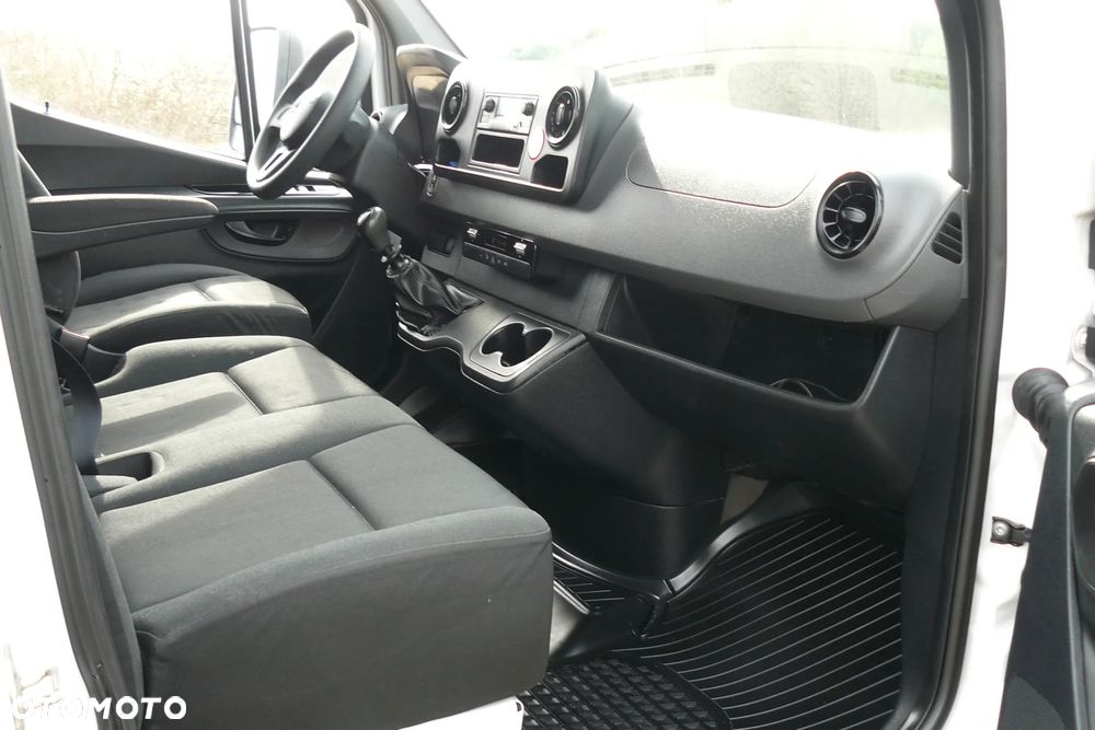 Mercedes-Benz Sprinter, 2x resor. 1 właściciel od nowości. Super stan - 7