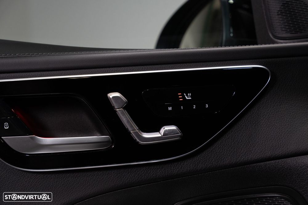 Mercedes-Benz C 300 e AMG Line - 43