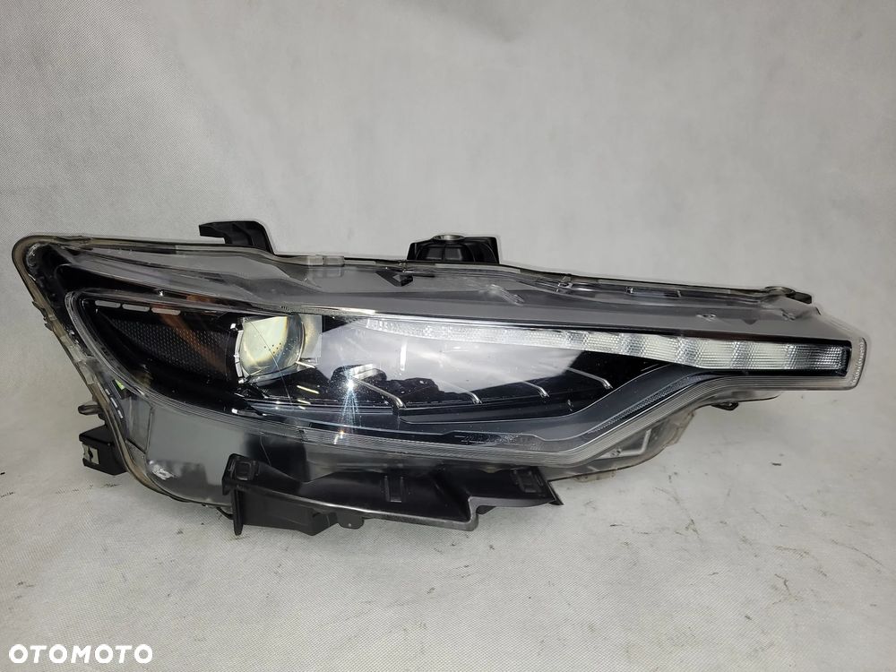 MASERATI LEVANTE  - LAMPA LAMPY PRZEDNIE PRZÓD - 6