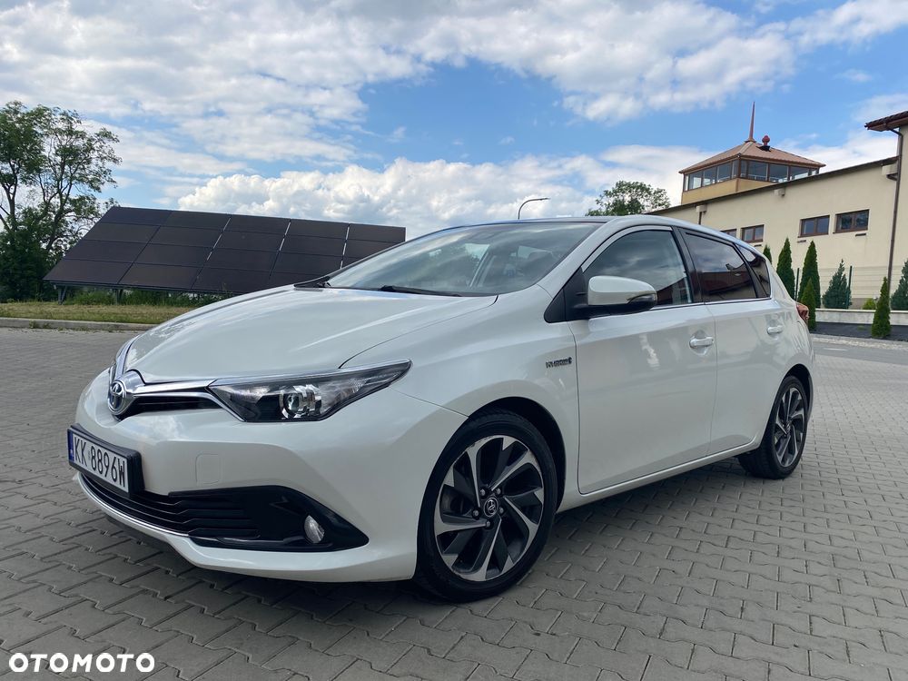 Toyota Auris 1.8 Executive - 1