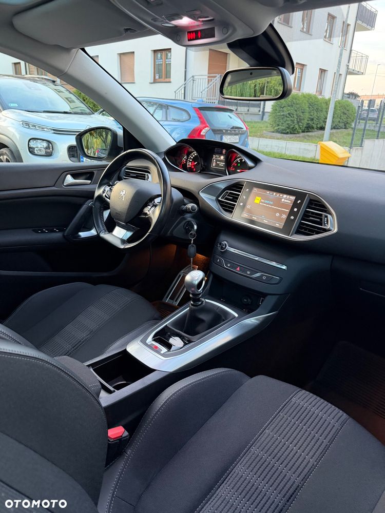 Peugeot 308 - 21