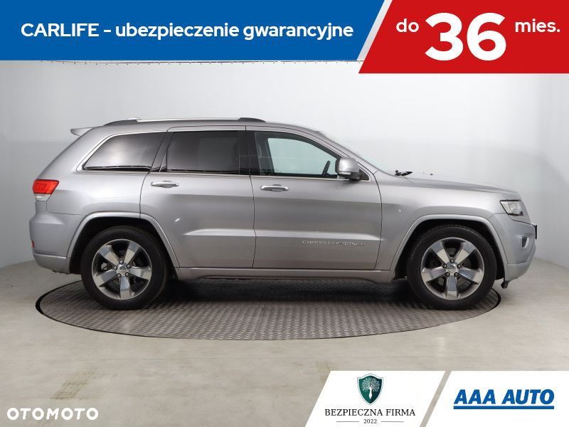 Jeep Grand Cherokee - 7