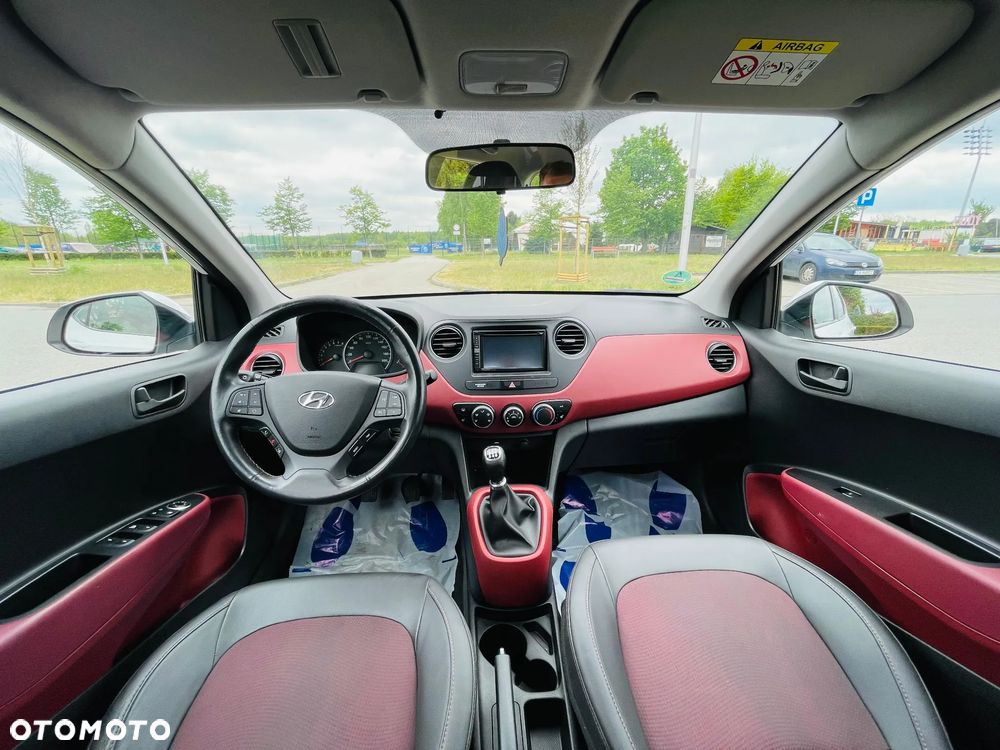 Hyundai i10 1.2 Fifa World Cup Edition - 11