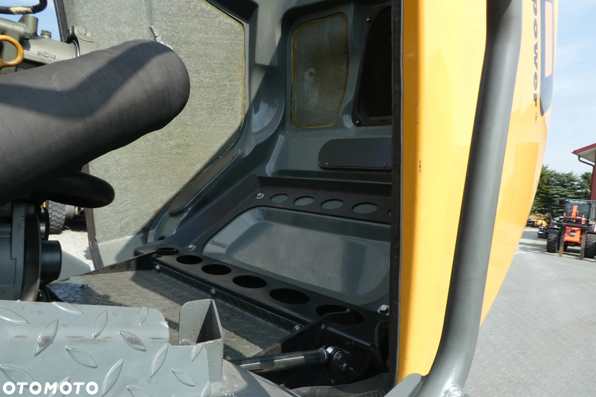 Liebherr L 550 XPower z Niemiec - 26