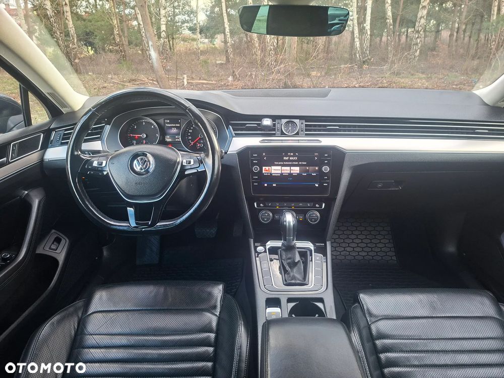 Volkswagen Passat 2.0 TDI BMT 4Mot Highline DSG - 9
