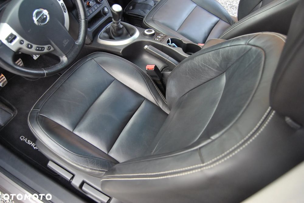 Nissan Qashqai+2 2.0 4x4 Tekna - 31