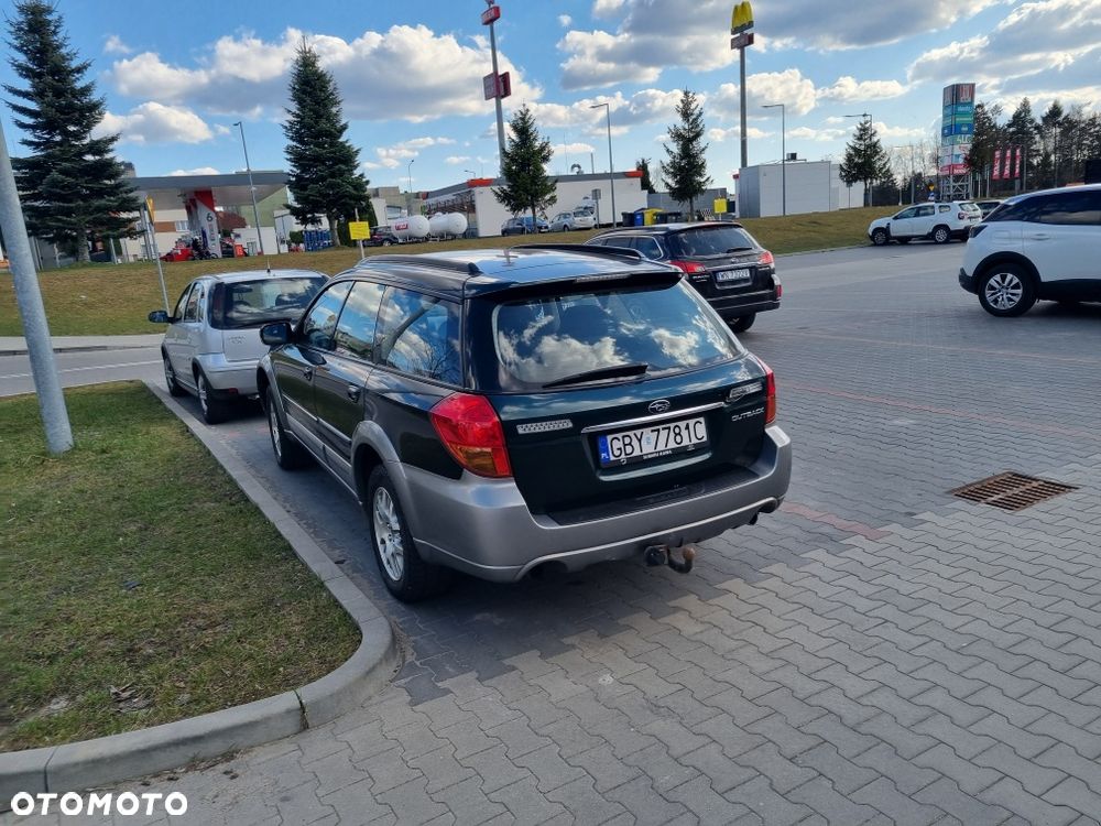 Subaru Outback - 4
