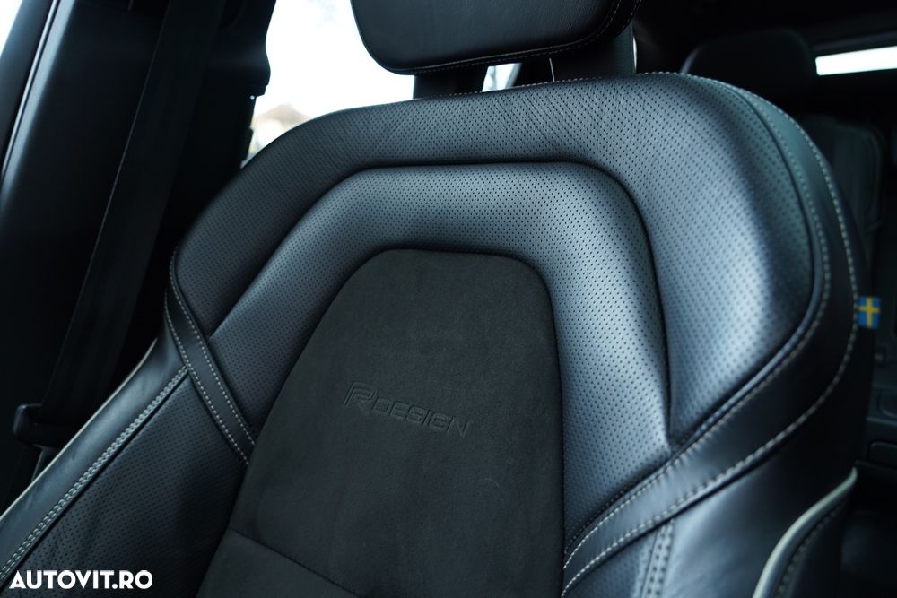 Volvo XC 60 D5 AWD Geartronic RDesign - 11