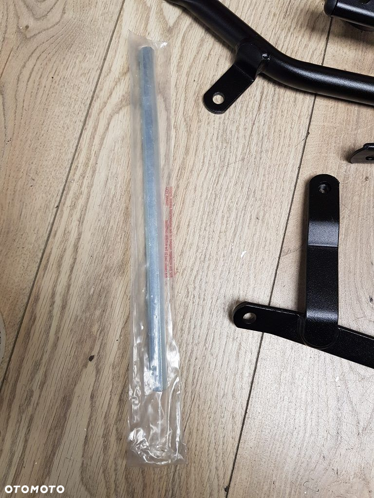 Mocowanie Givi Y513 Wingrack Suzuki Bandit GSF 1200 96r - 7