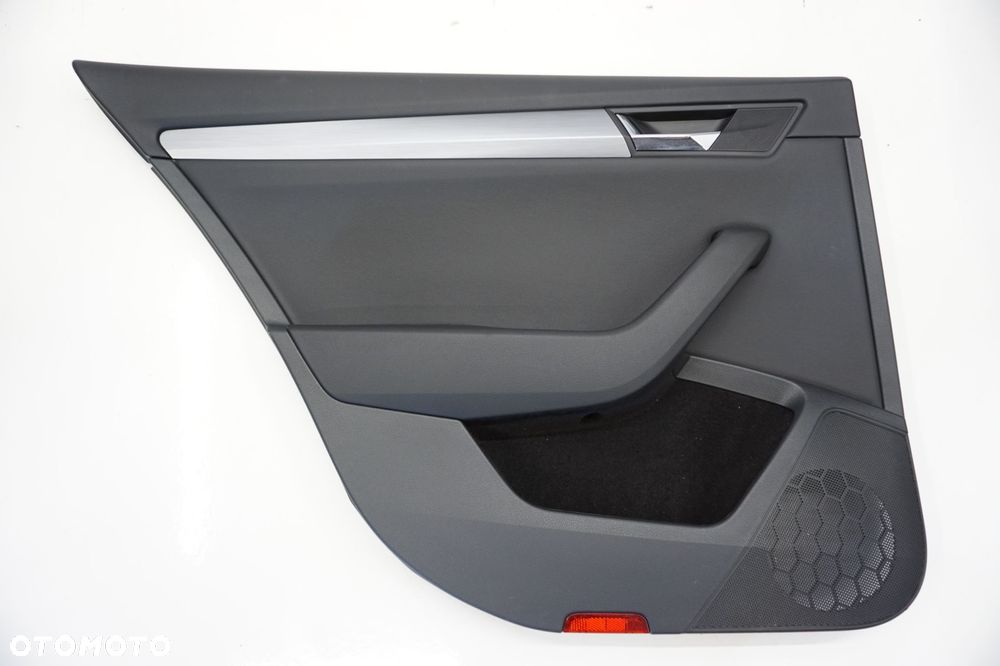 SKODA SUPERB III KOMBI FOTELE KANAPA - 6