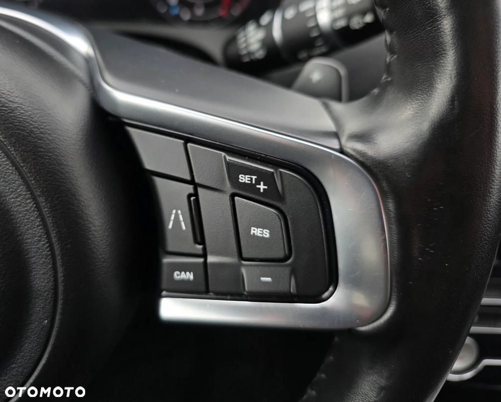 Jaguar F-Pace 20d AWD Prestige - 27