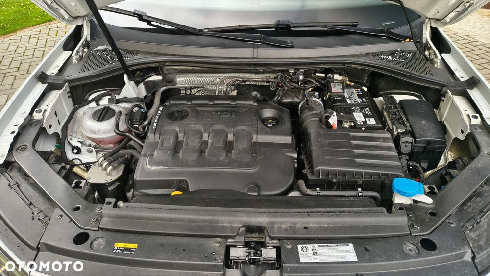 Volkswagen Tiguan - 11