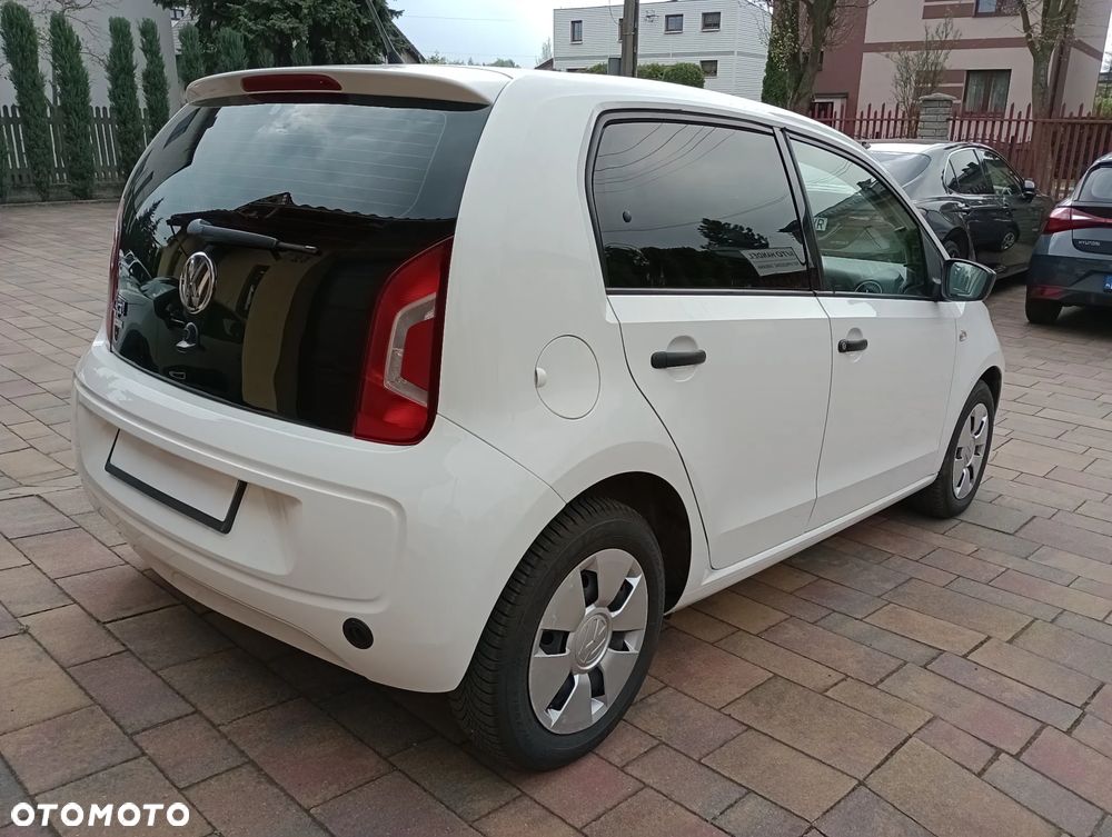 Volkswagen up! - 5