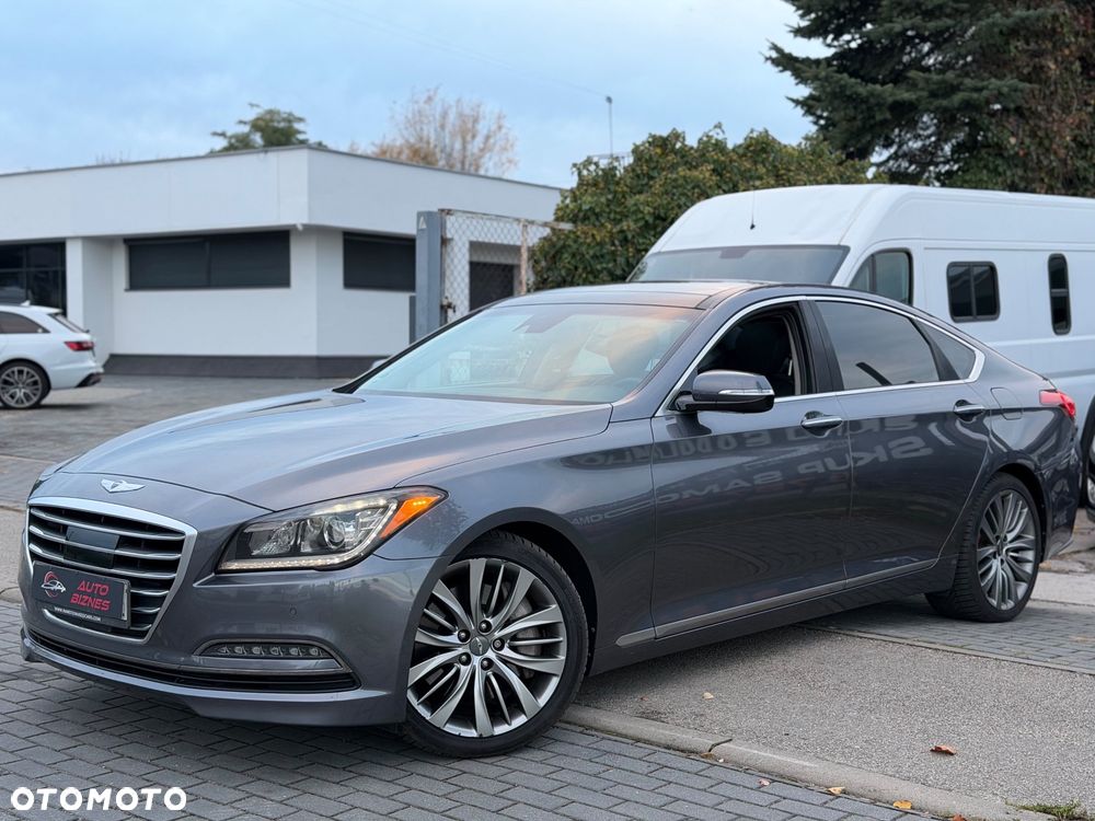 Hyundai Genesis - 2